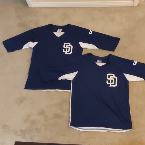 Other - SD medium shirt bundle
